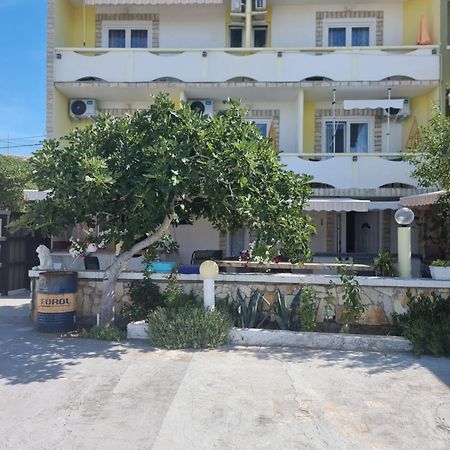 Apartmani Alen Dinjiska ภายนอก รูปภาพ