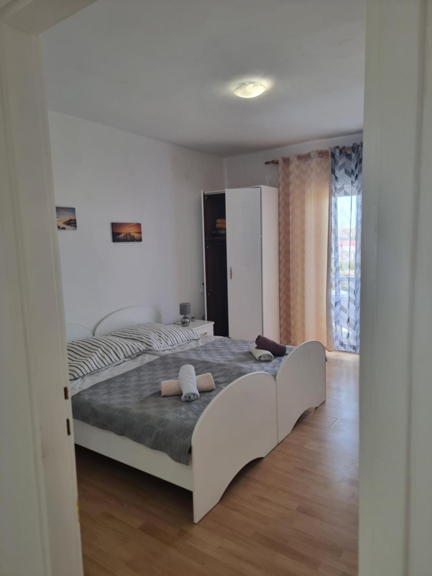 Apartmani Alen Dinjiska ห้อง รูปภาพ